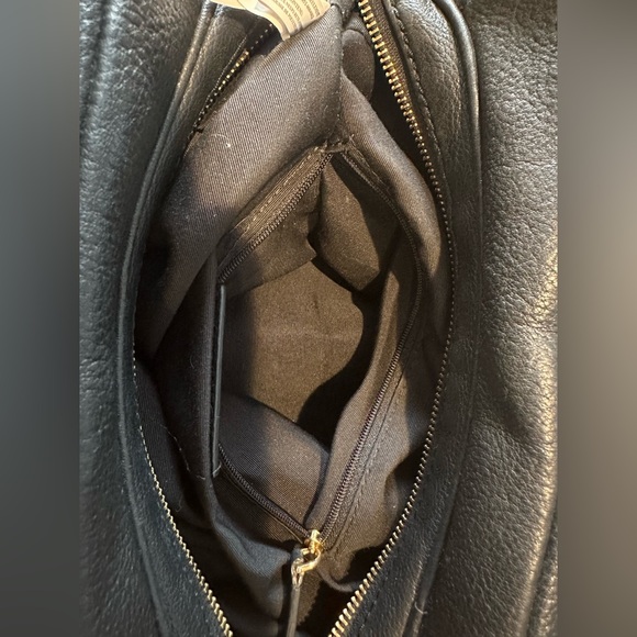 Marc Jacobs Pebbled Leather Handbag with Shoulder Strap - Picture 15 of 16